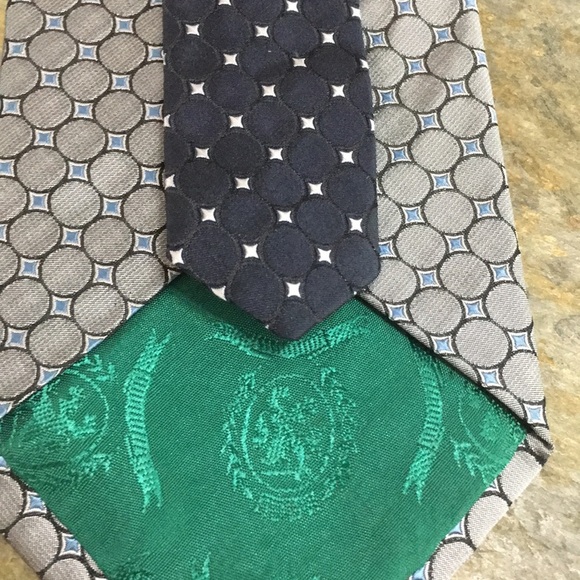 2 Tommy Hilfiger Silk ties - Picture 11 of 11